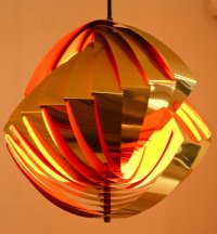 nowoczesna lampa